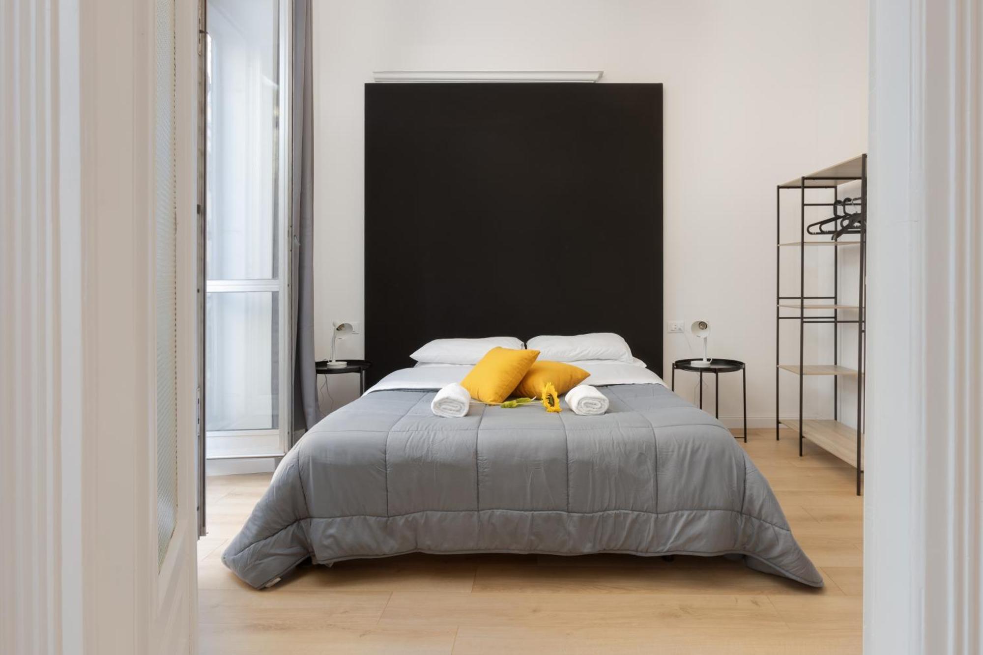 Snapstay Luxury Apartments In Centro A トリエステ エクステリア 写真