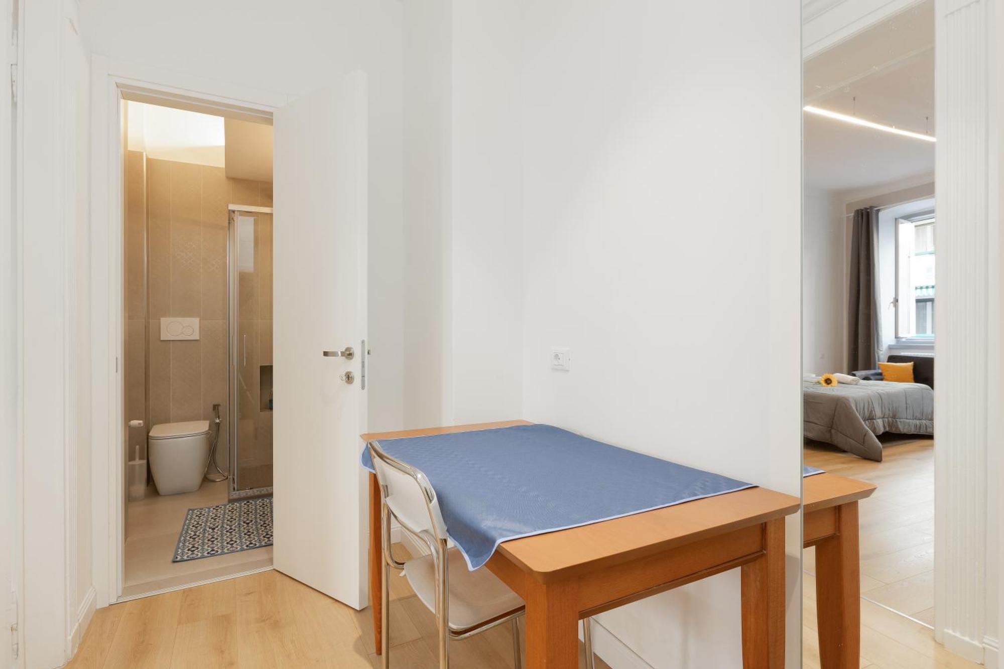 Snapstay Luxury Apartments In Centro A トリエステ エクステリア 写真